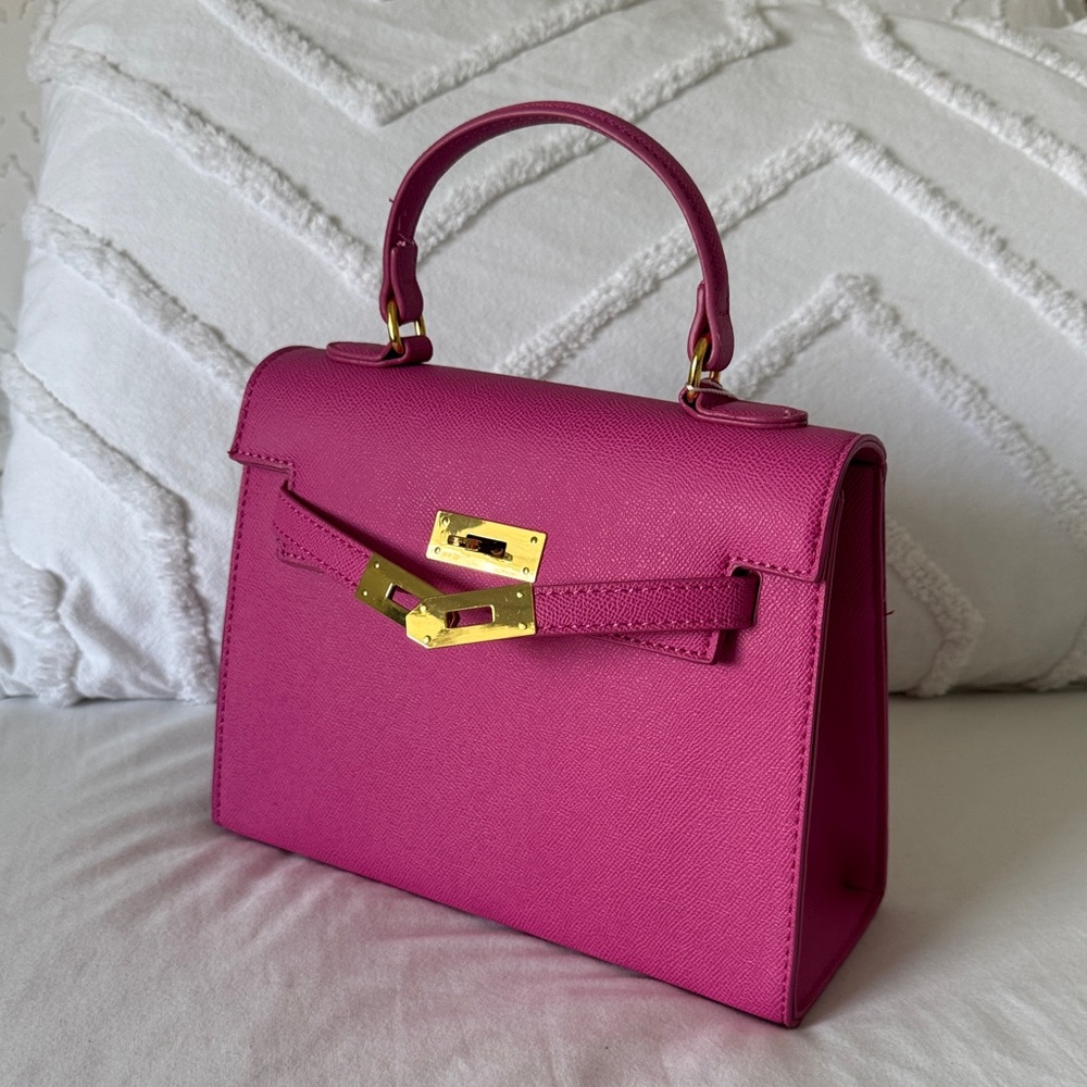 Viral Five Below Mini Kelly